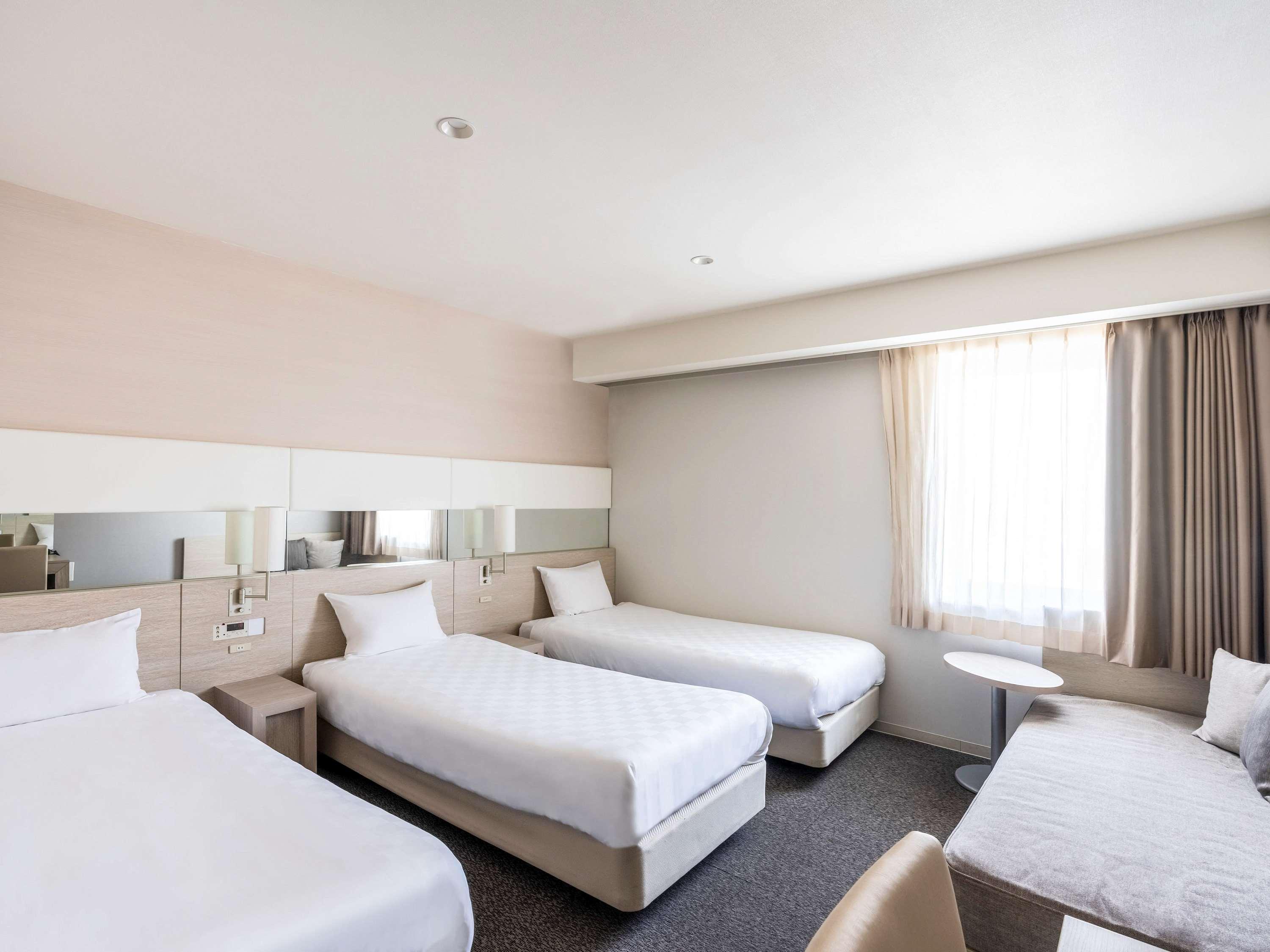 Отель Ibis Styles Osaka Namba Экстерьер фото