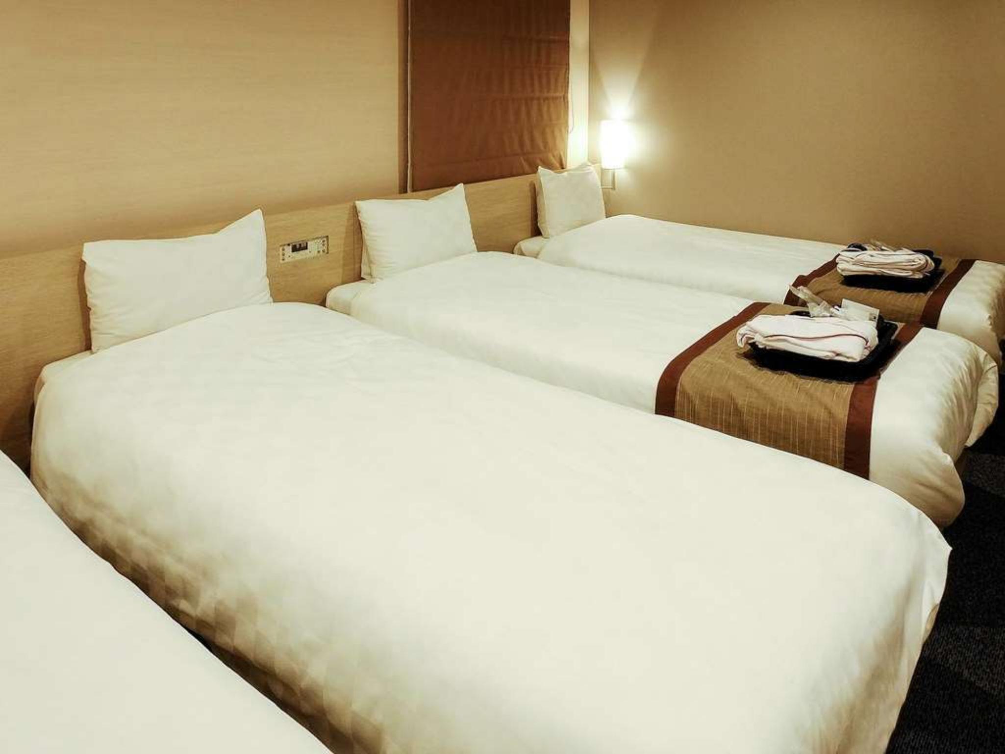 Отель Ibis Styles Osaka Namba Экстерьер фото